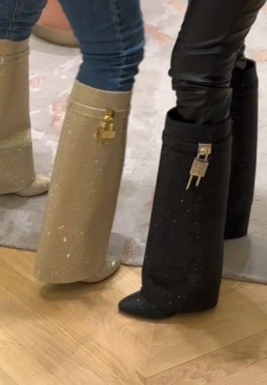 Elegant Sparkling Star-Embroidered O Boots