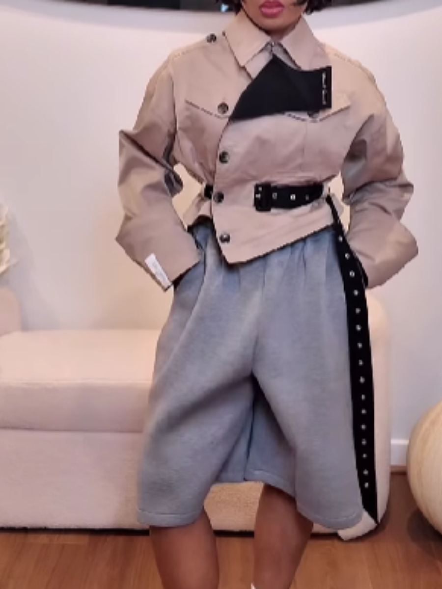 Contrast Button-Waist Coat