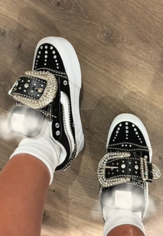 Customized rhinestone leather buckle casual shoes