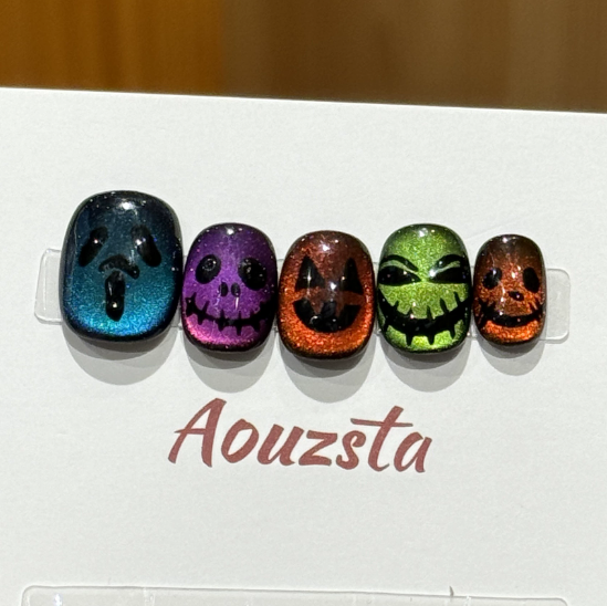 Ghost Party Cat Eye Nails