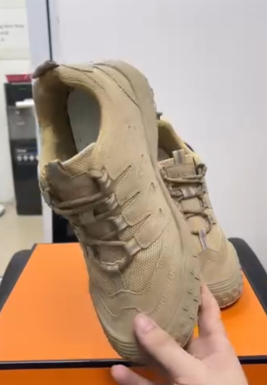 Men's anti-slip casual shoes with khaki tire soles