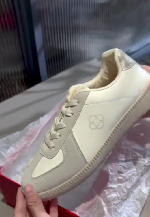 Men's beige clover casual shoes