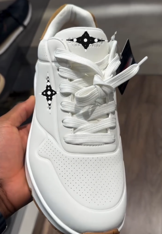 Men's white letter air cushion sneakers