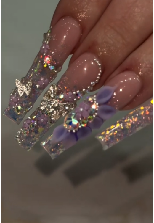 Elegant diamond rectangle press-on nails