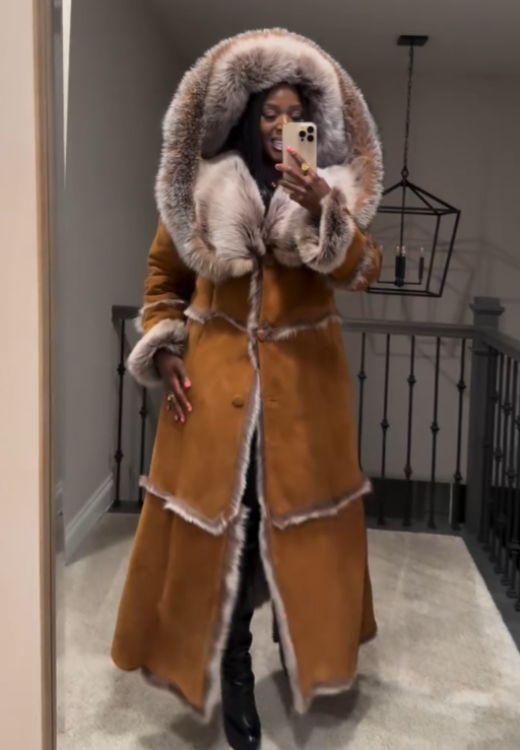 Women's Winter Coat Thick Warm Long Jacket  Fur Hooded Collar with Rhinestones, Outerwear