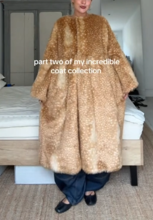 Women's elegant Sika deer printed fur coat