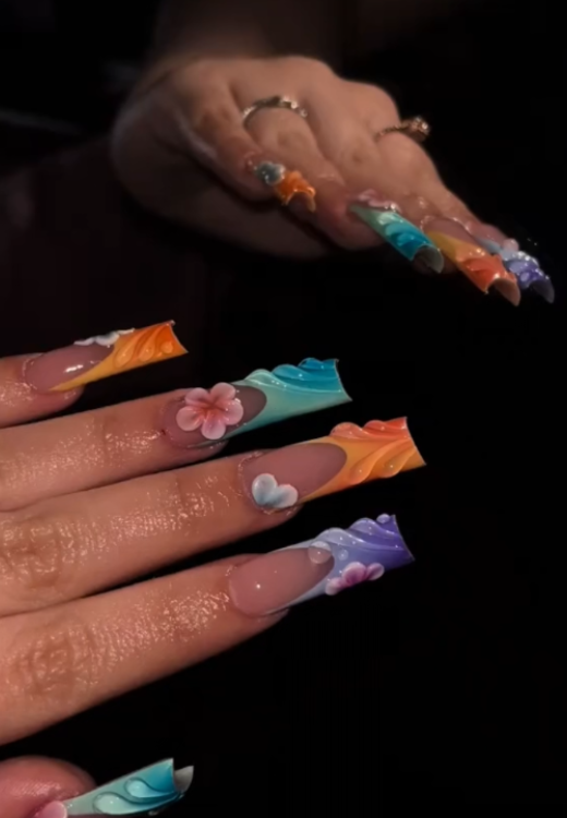 Painted three-dimensional flowers press on nails