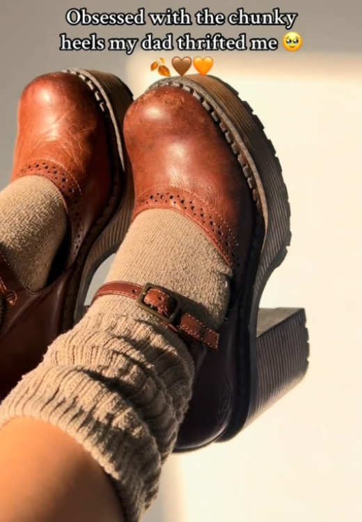 Elegant square root autumn leather shoes
